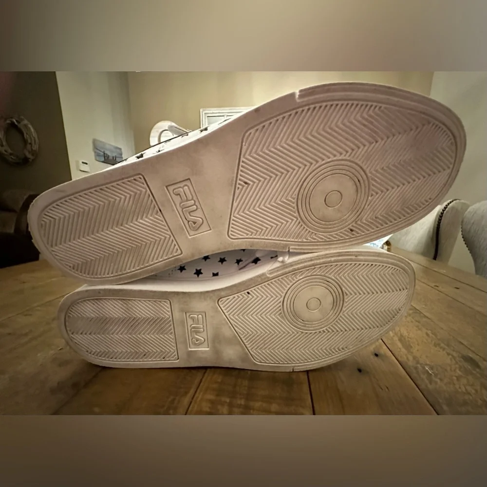 Fila Vulc 13‎ Big Stars Men’s Sneakers - Size 8.5